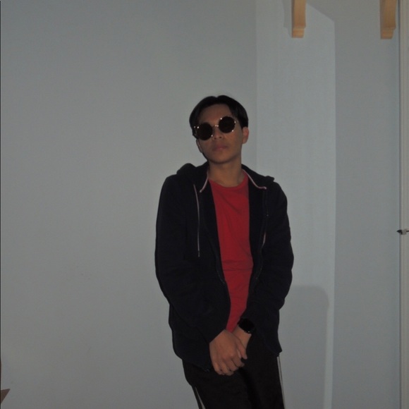 Meet your Posher, Chino - Picture 1 of 1